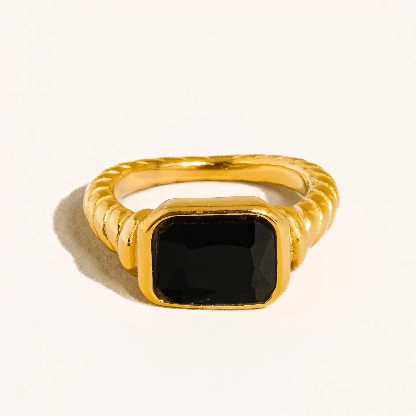Laverne 18K Cocktail Ring